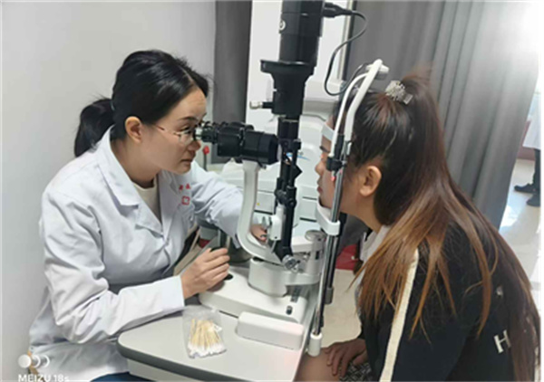 “杏林春暖驻点帮扶,岐黄之术明目解忧”—中西医结合治疗在“家门口”解难题